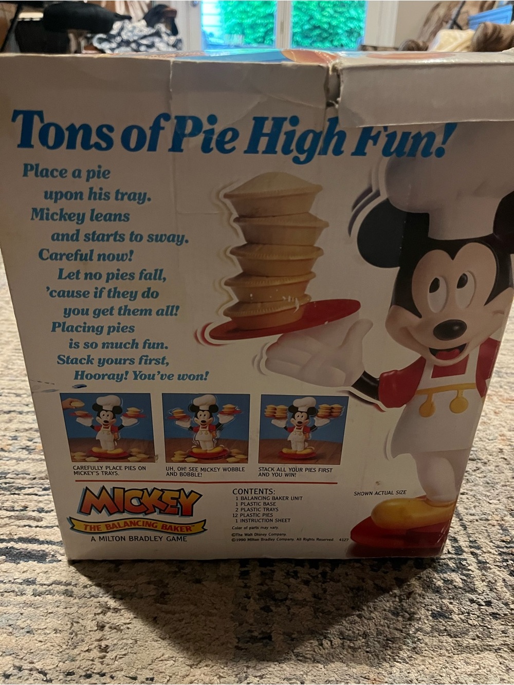 Mickey Balancing Baker - Picture 5 of 8